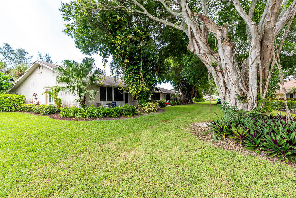 704 Lago Road, Delray Beach