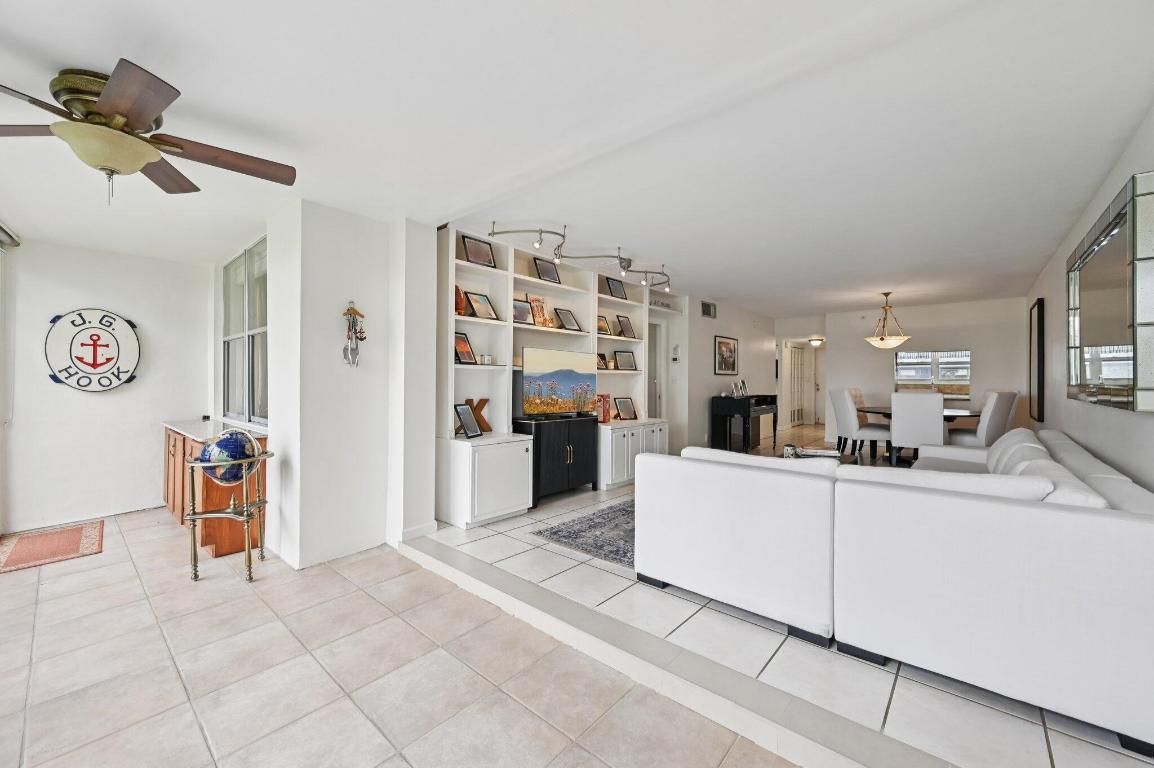 3224 S Ocean Boulevard 110-B