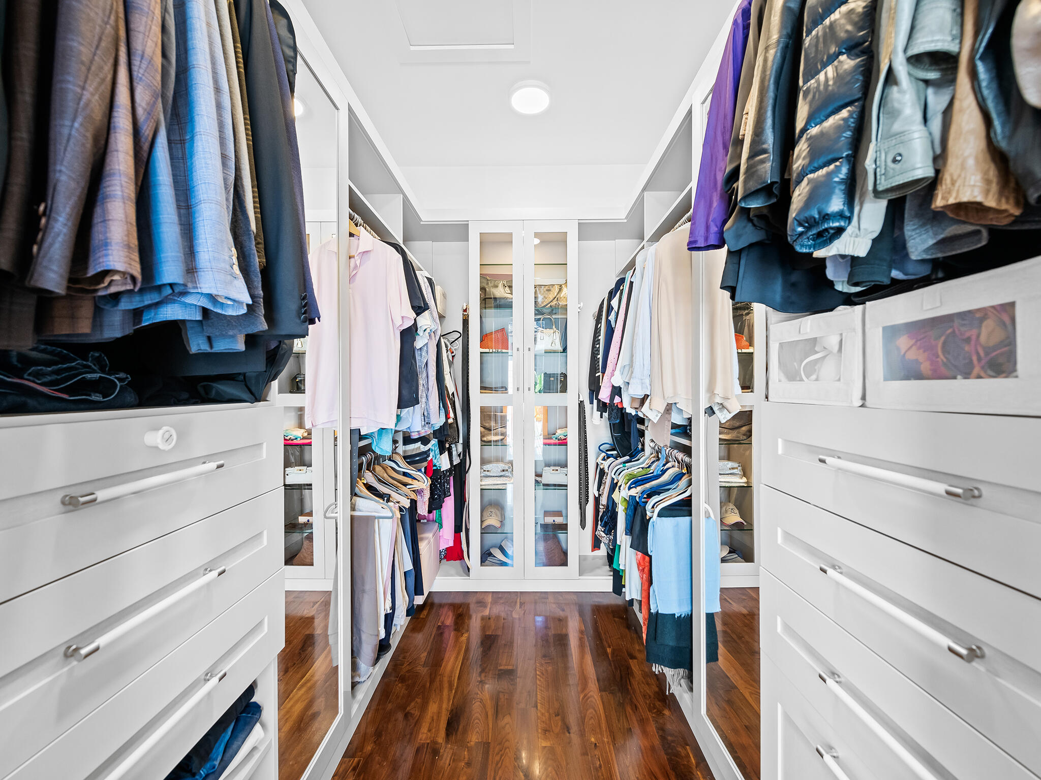 1102 N Vista Del Mar Drive