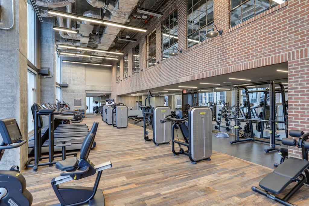 515 Church St Unit: 3613