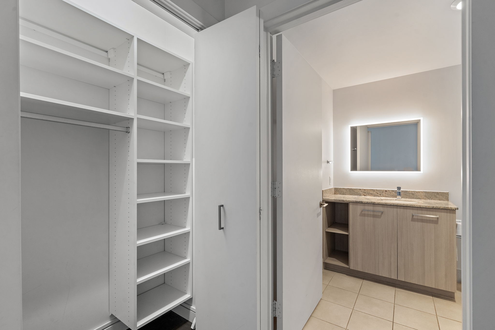 515 Church St Unit: 3613