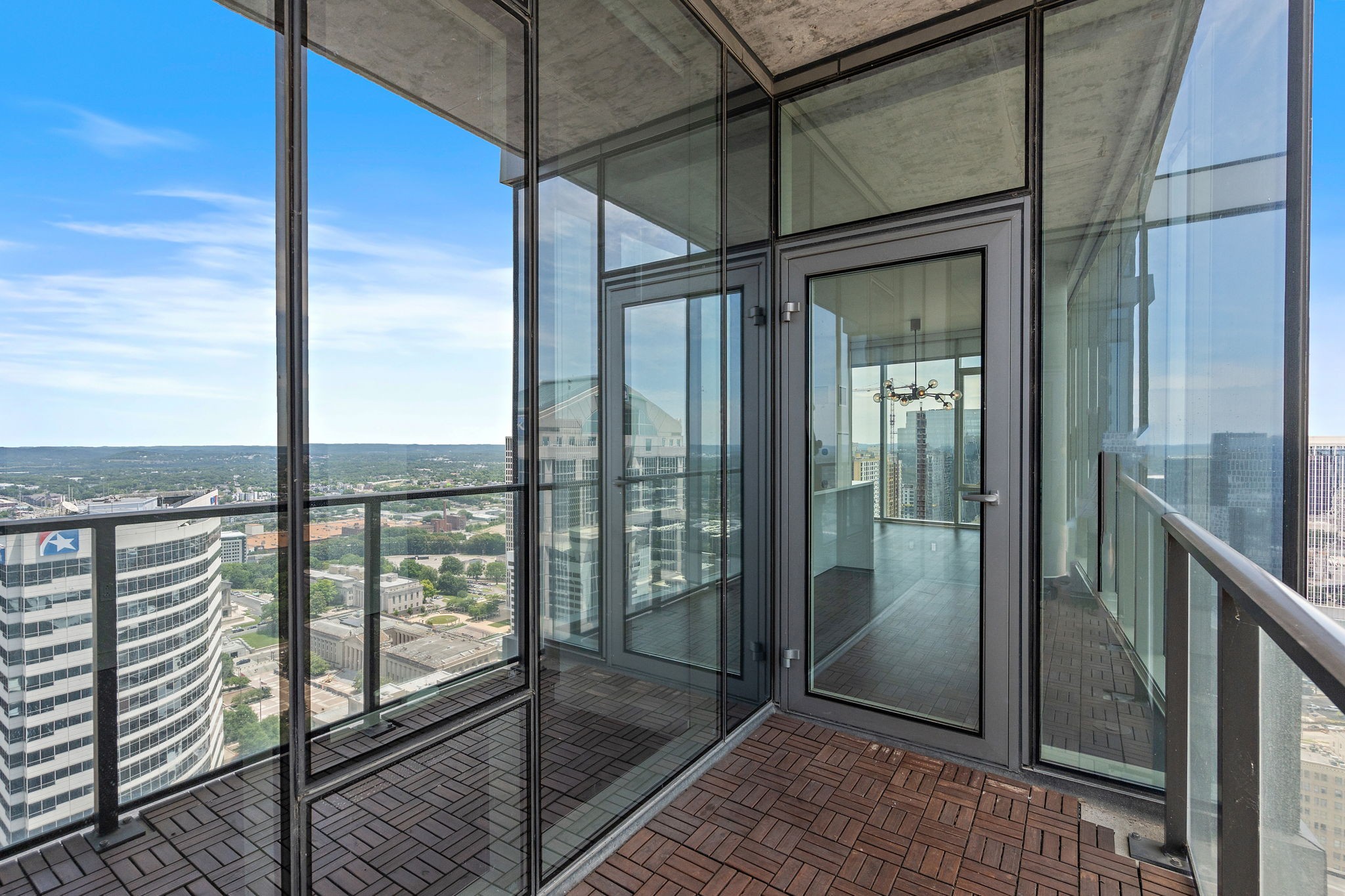 515 Church St Unit: 3613
