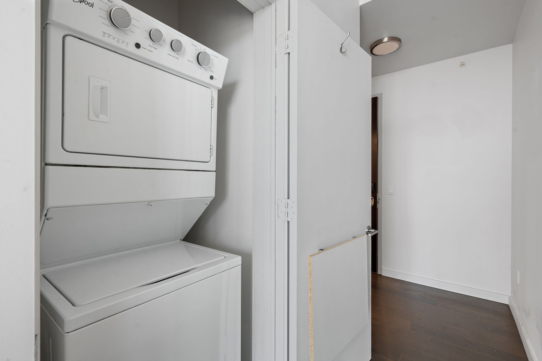 515 Church St Unit: 3613