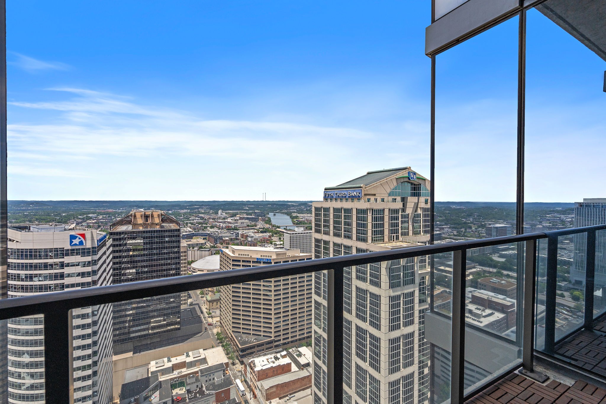 515 Church St Unit: 3613