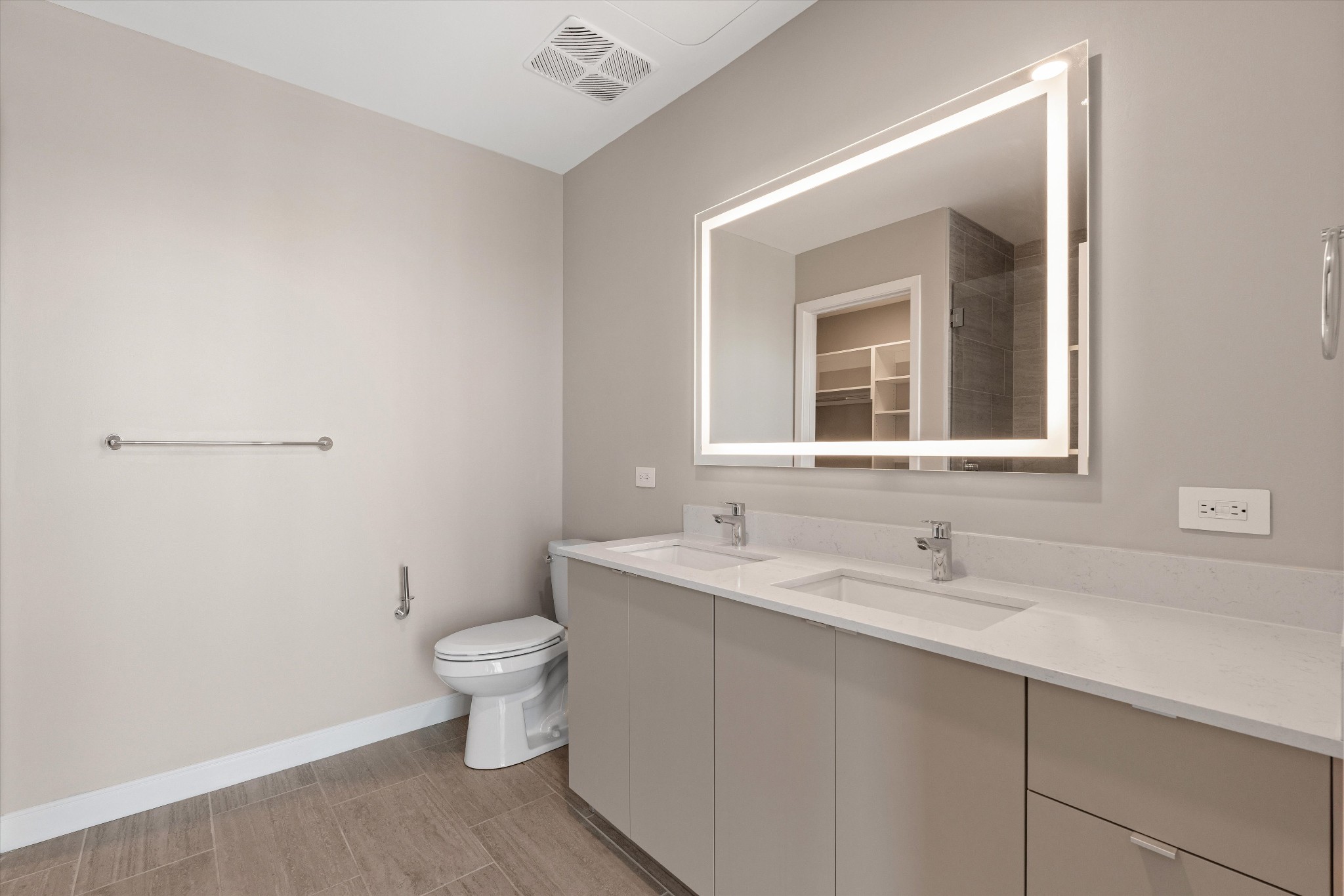 805 Church St, NE Unit: 2402