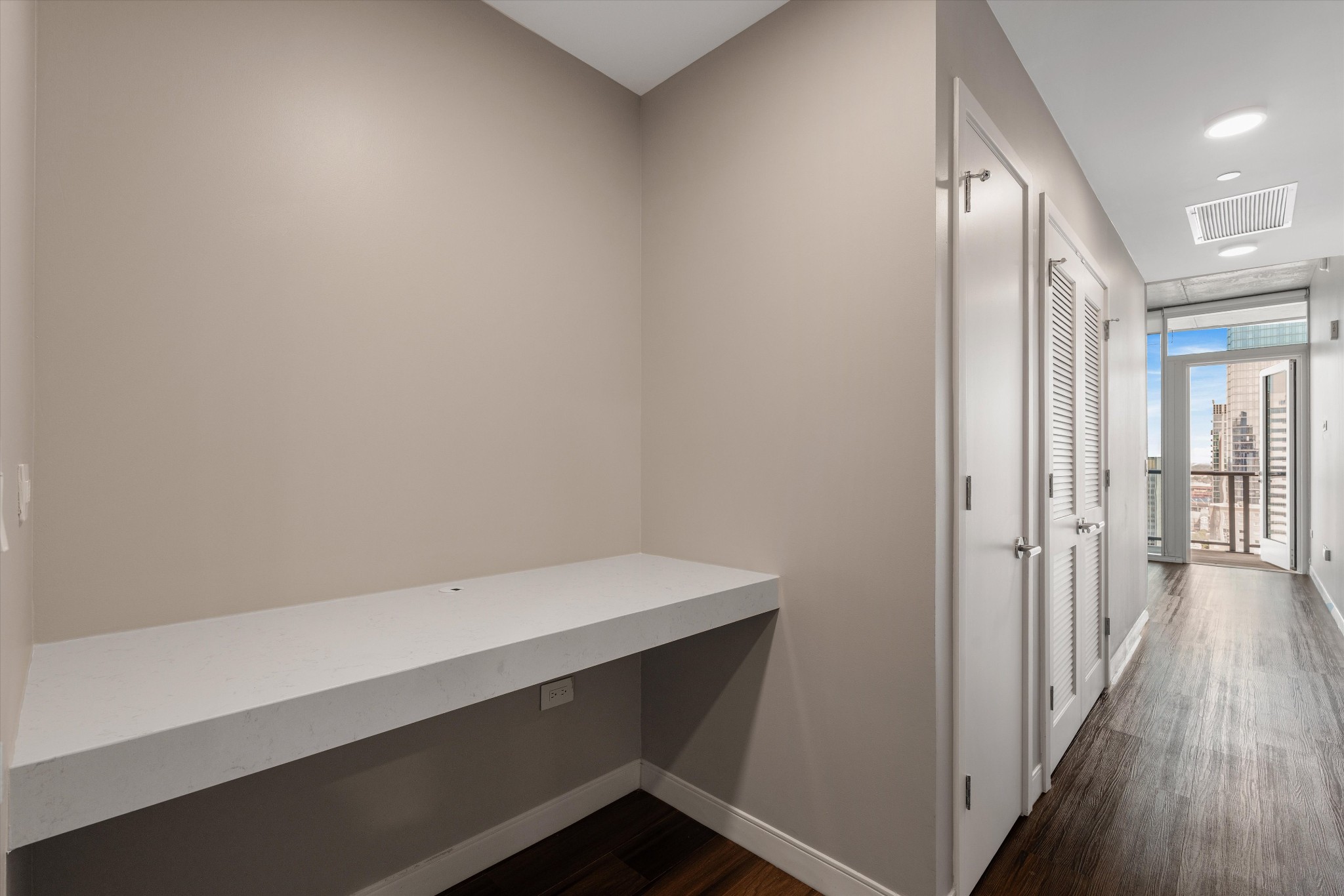 805 Church St, NE Unit: 2402