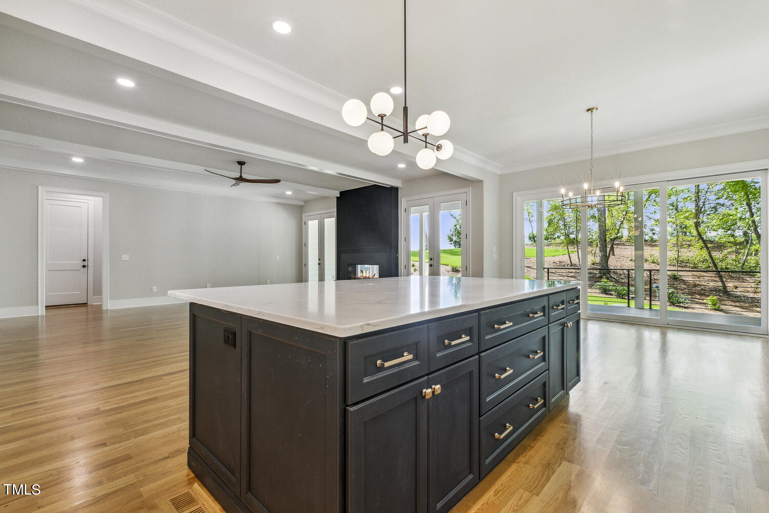 126 E Antebellum Drive