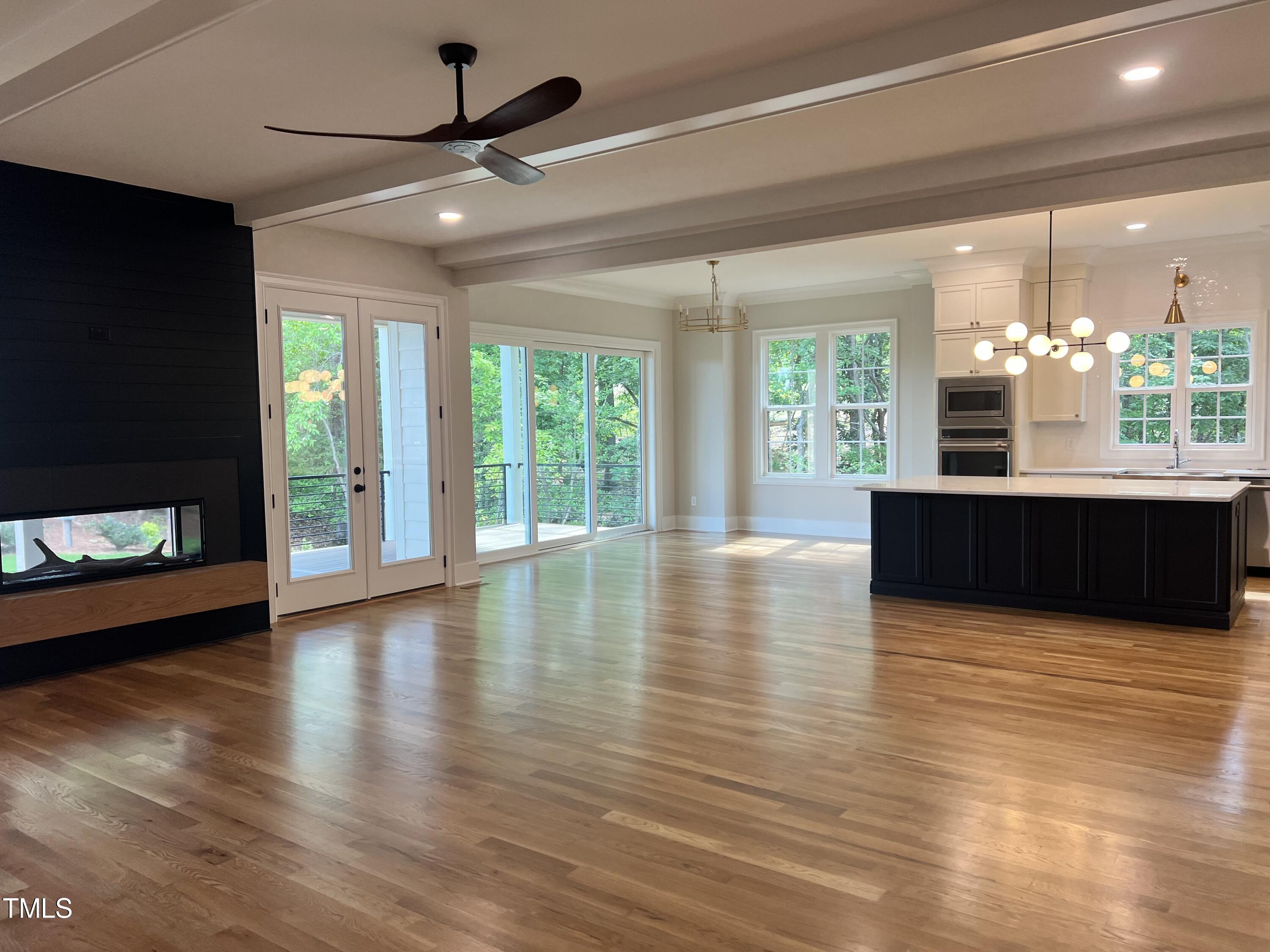 126 E Antebellum Drive