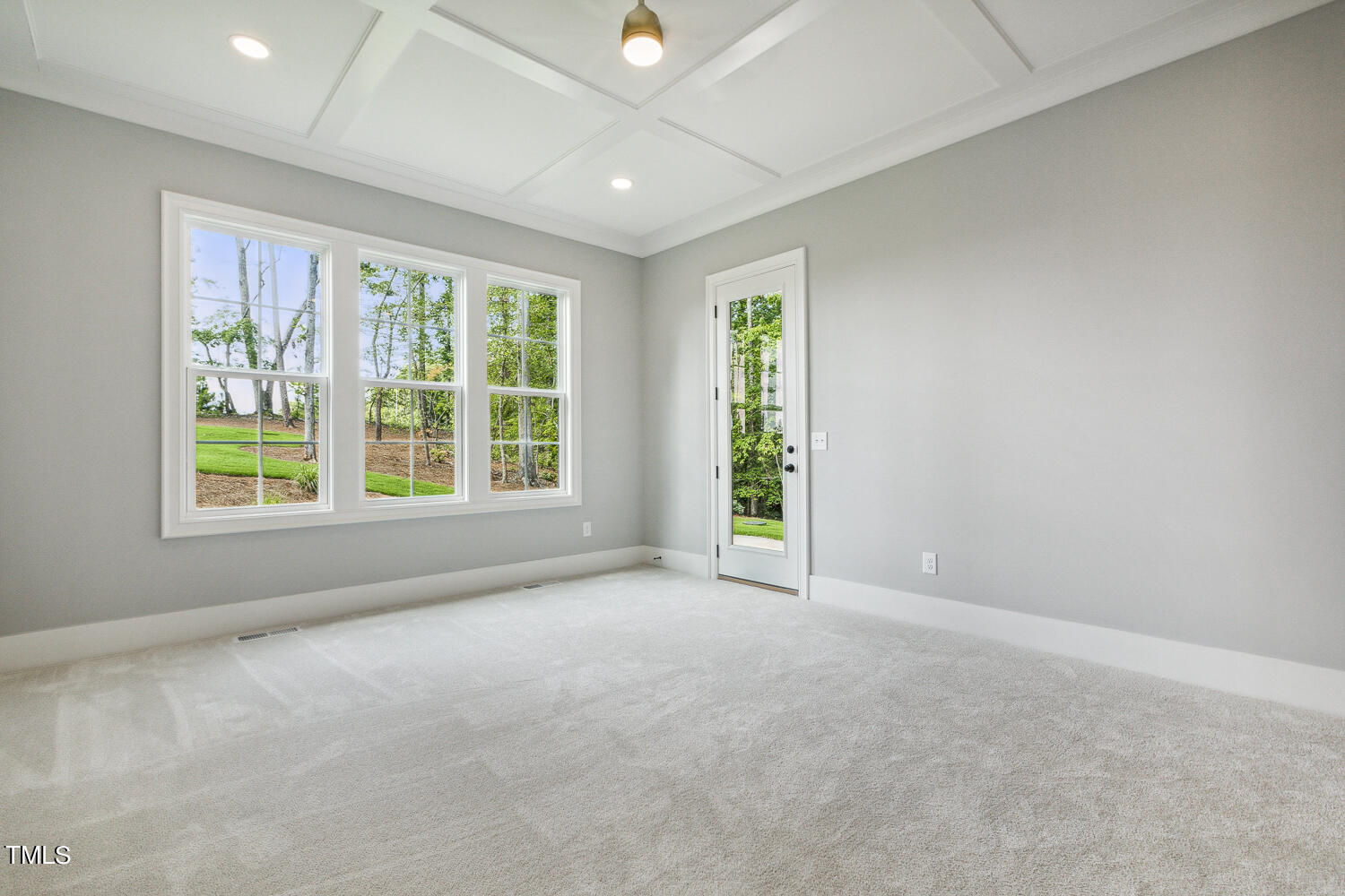 126 E Antebellum Drive