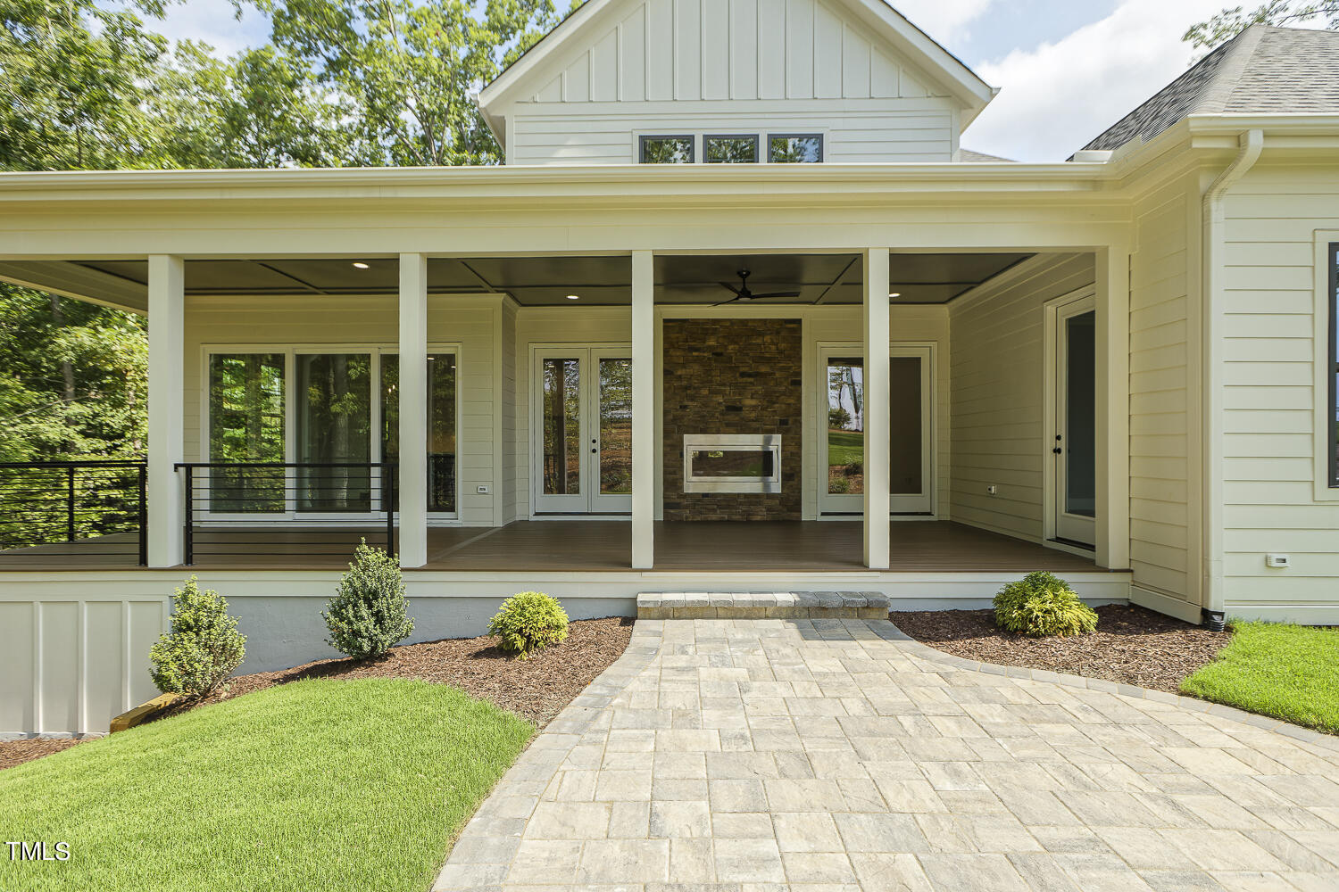 126 E Antebellum Drive