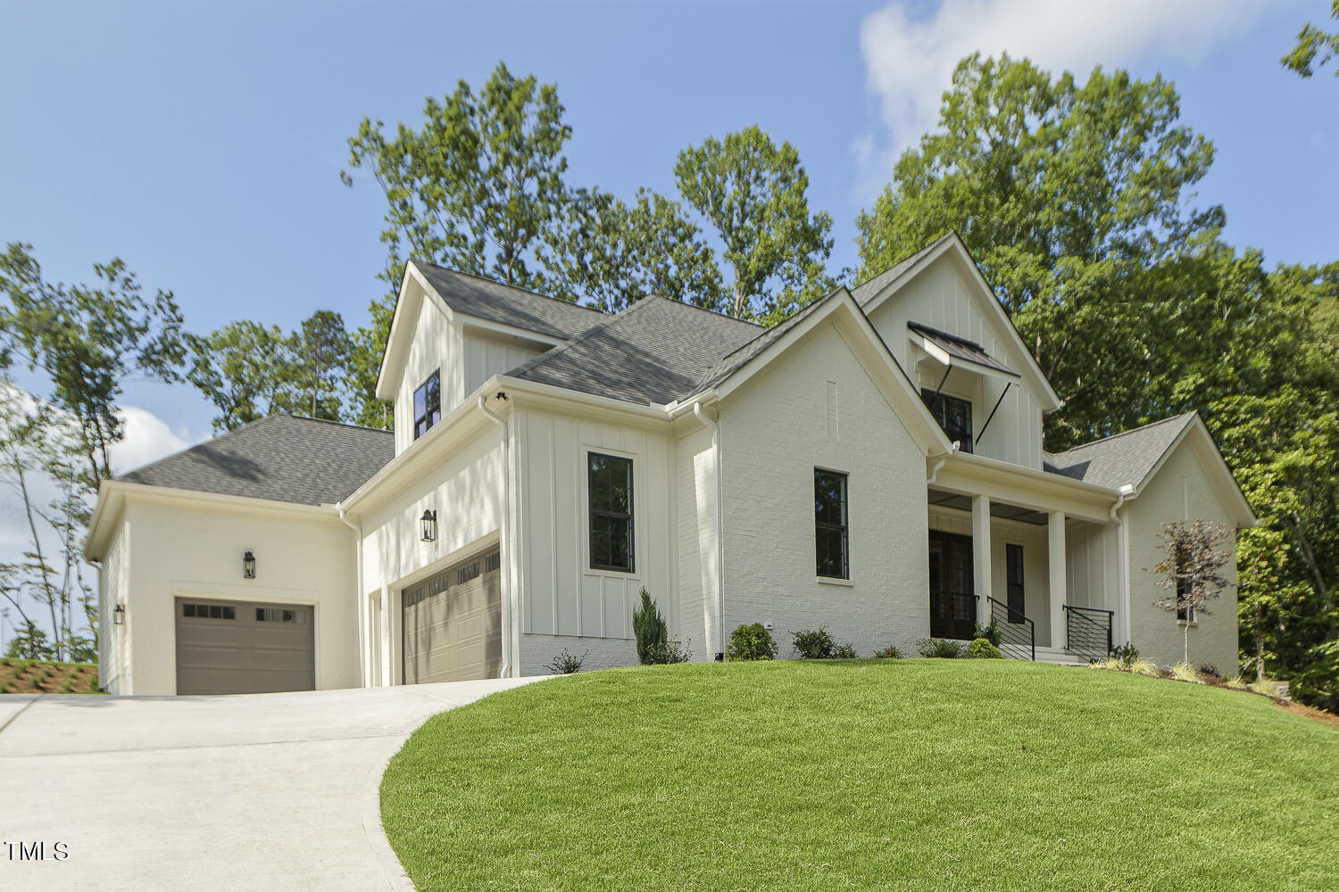 126 E Antebellum Drive