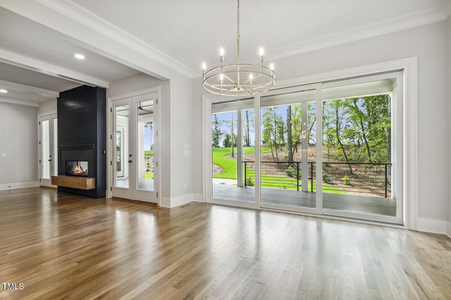 126 E Antebellum Drive