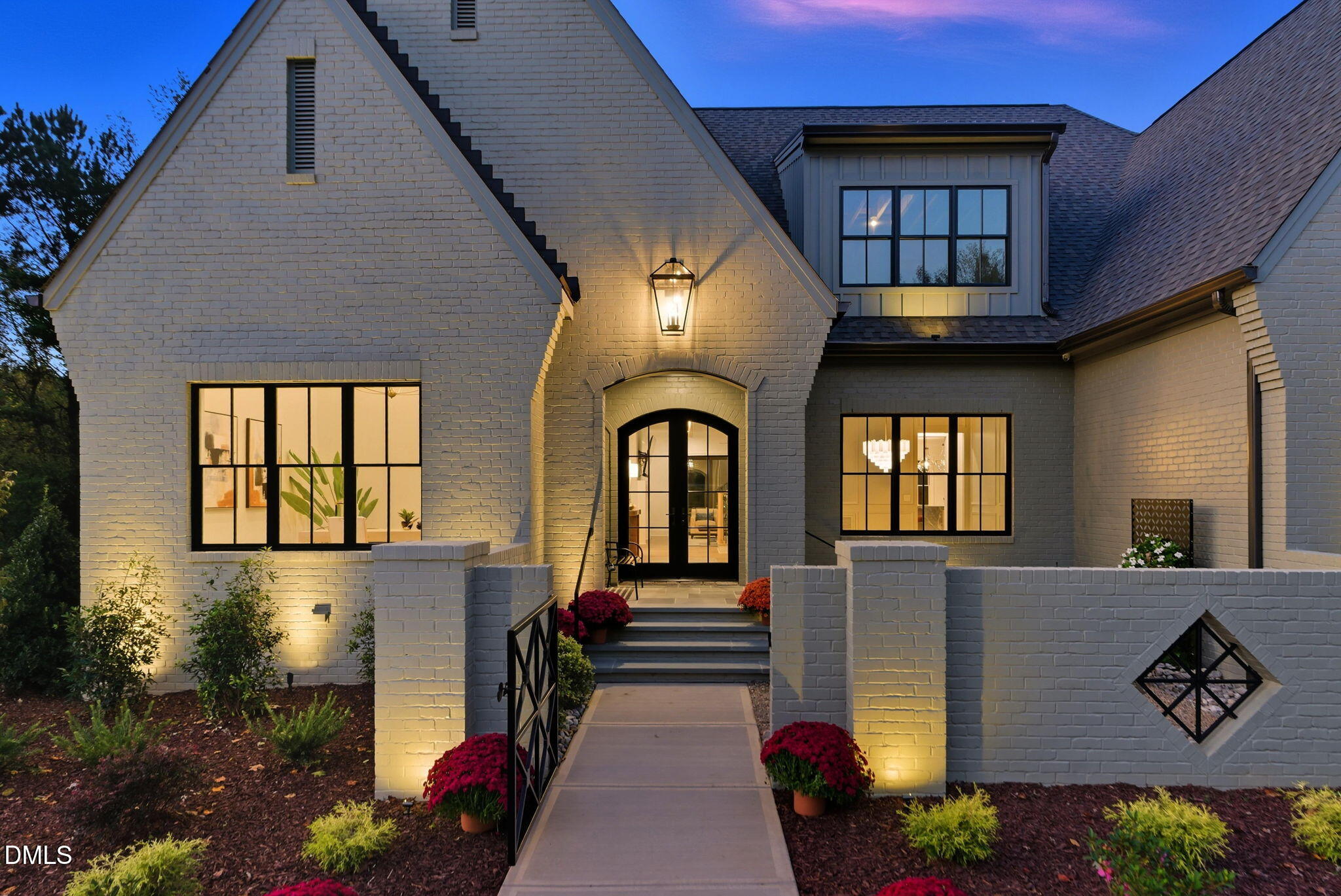 274 Westhampton Drive