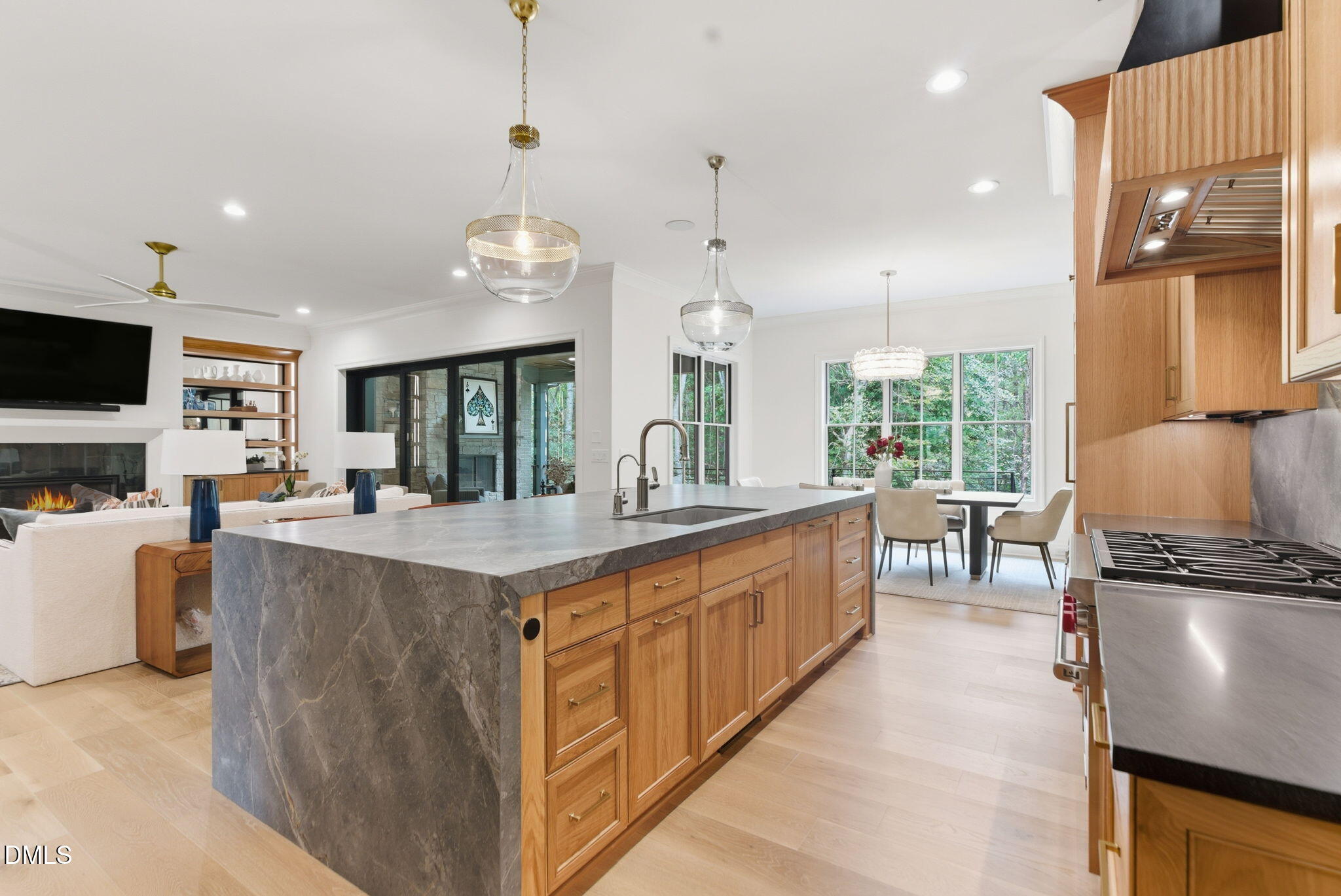 274 Westhampton Drive