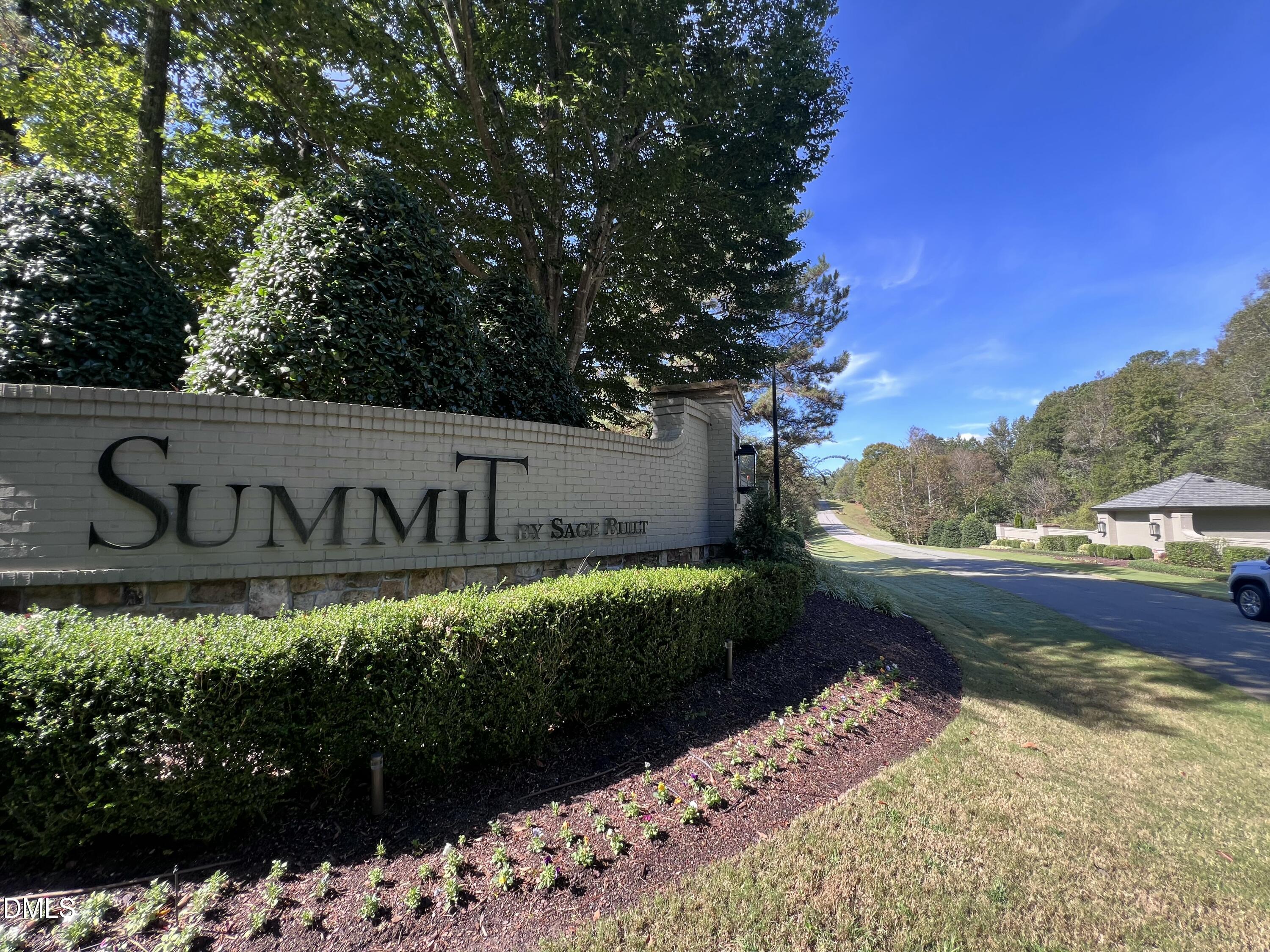 274 Westhampton Drive