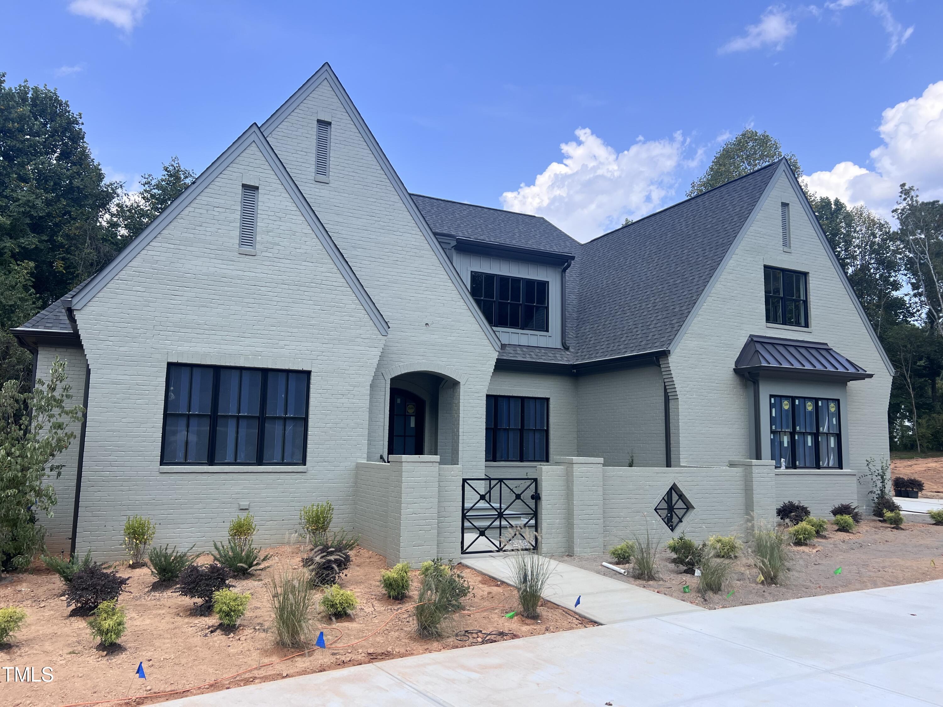 274 Westhampton Drive