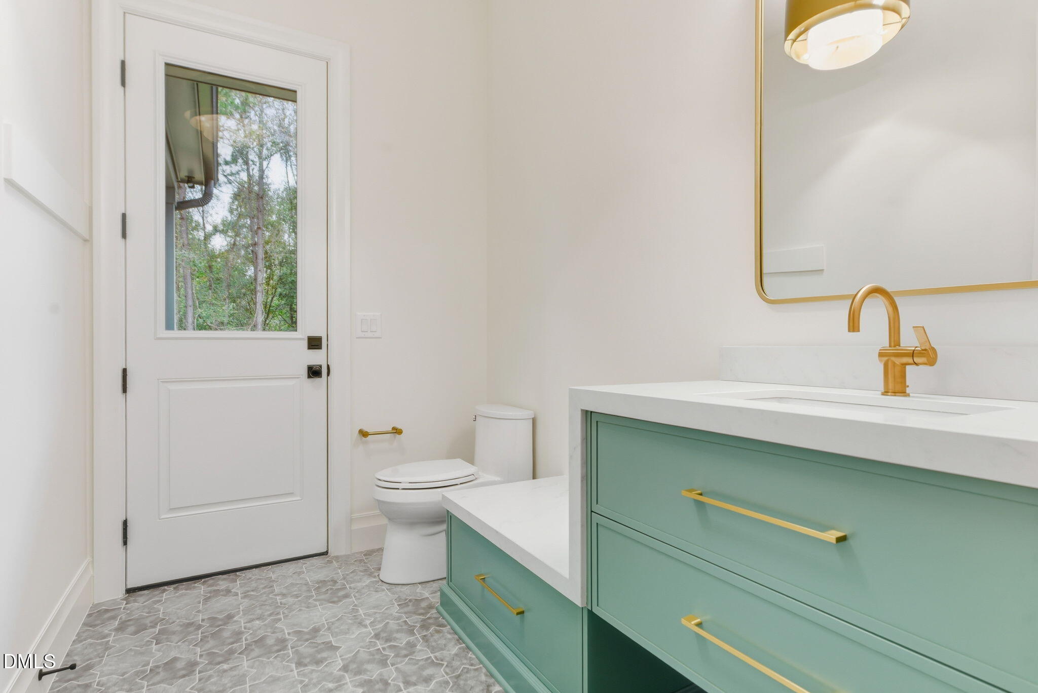 274 Westhampton Drive