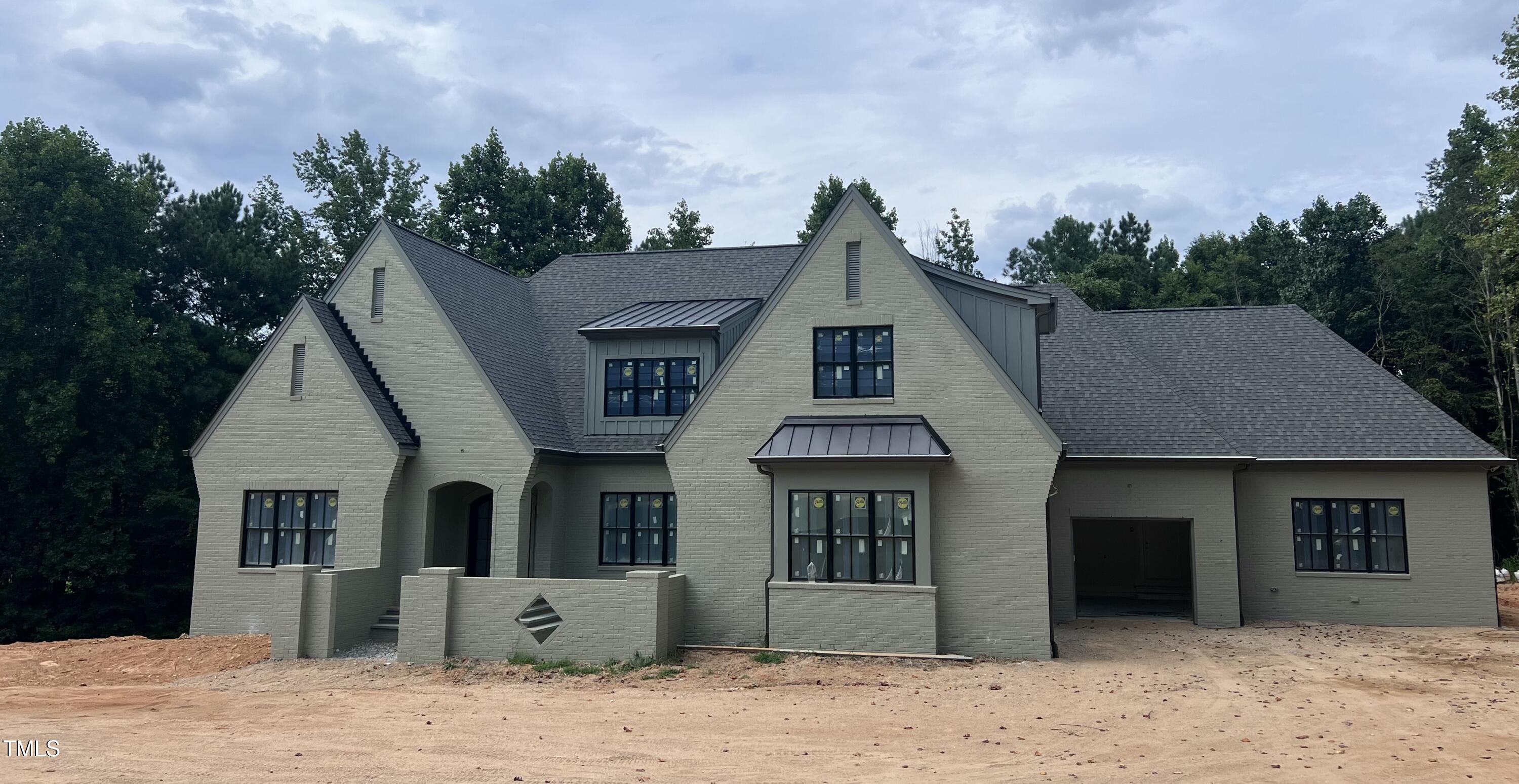 274 Westhampton Drive