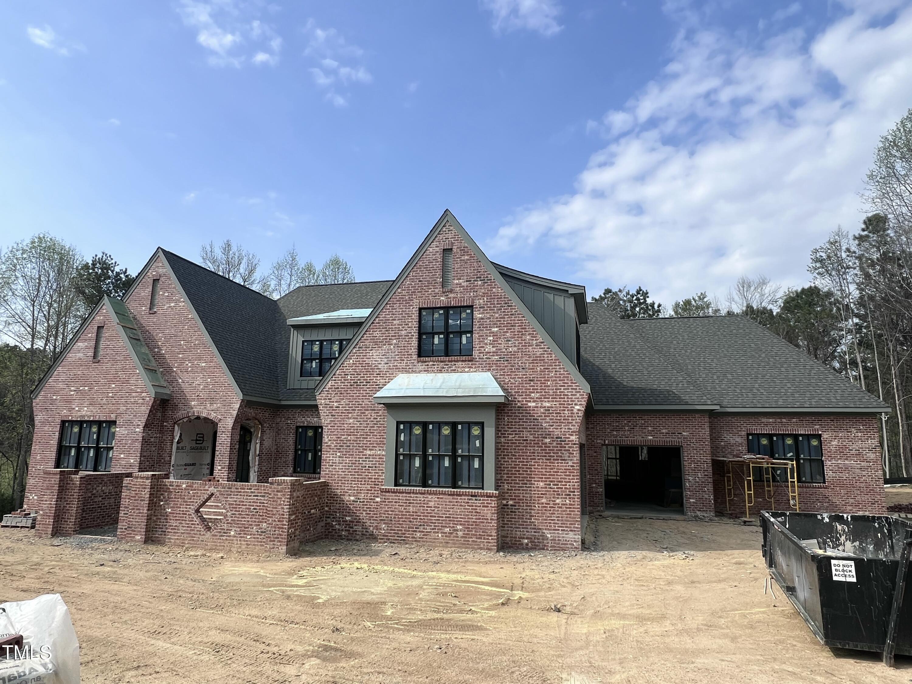 274 Westhampton Drive