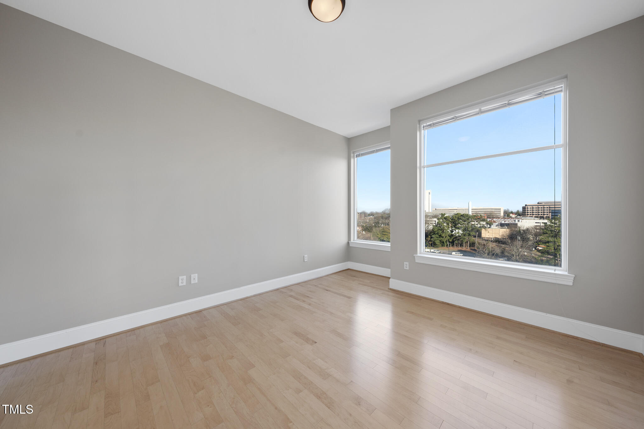 400 W North Street # 730
