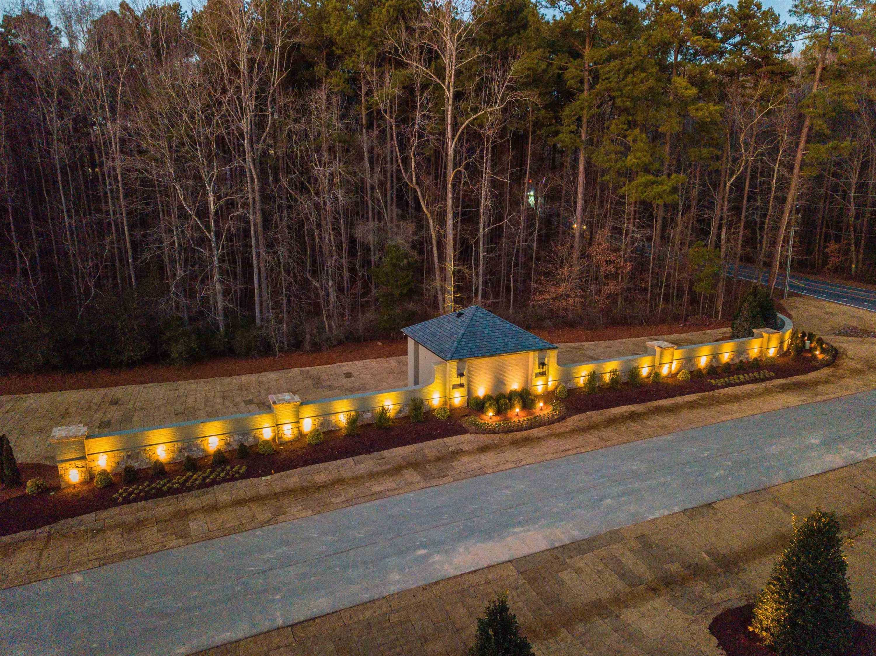 114 Mountaintop Circle