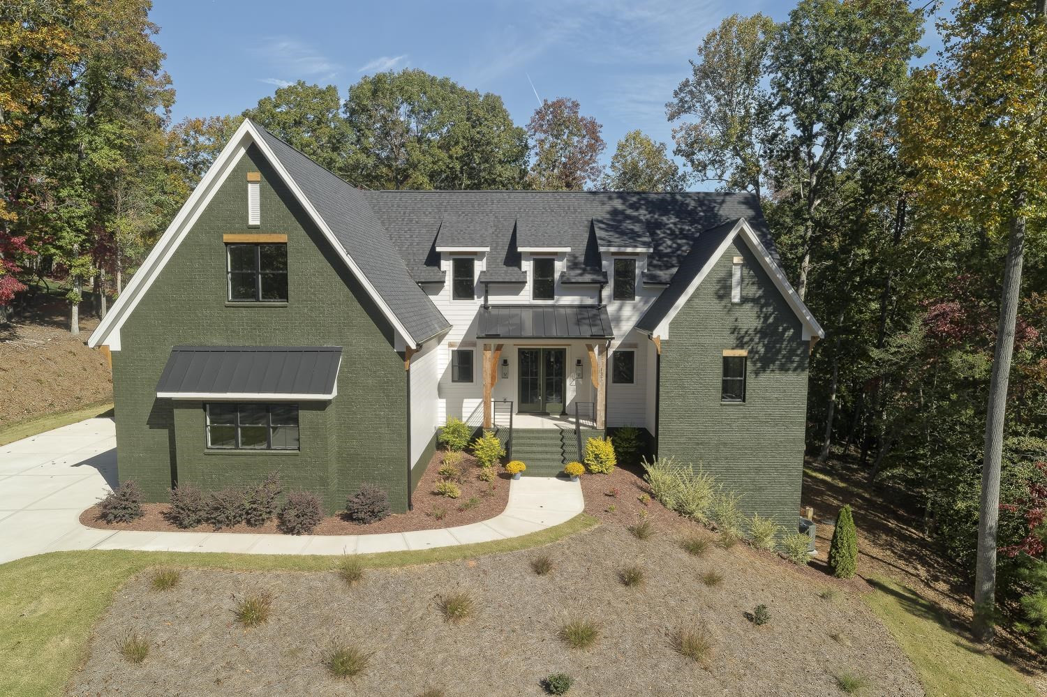 137 E Antebellum Drive
