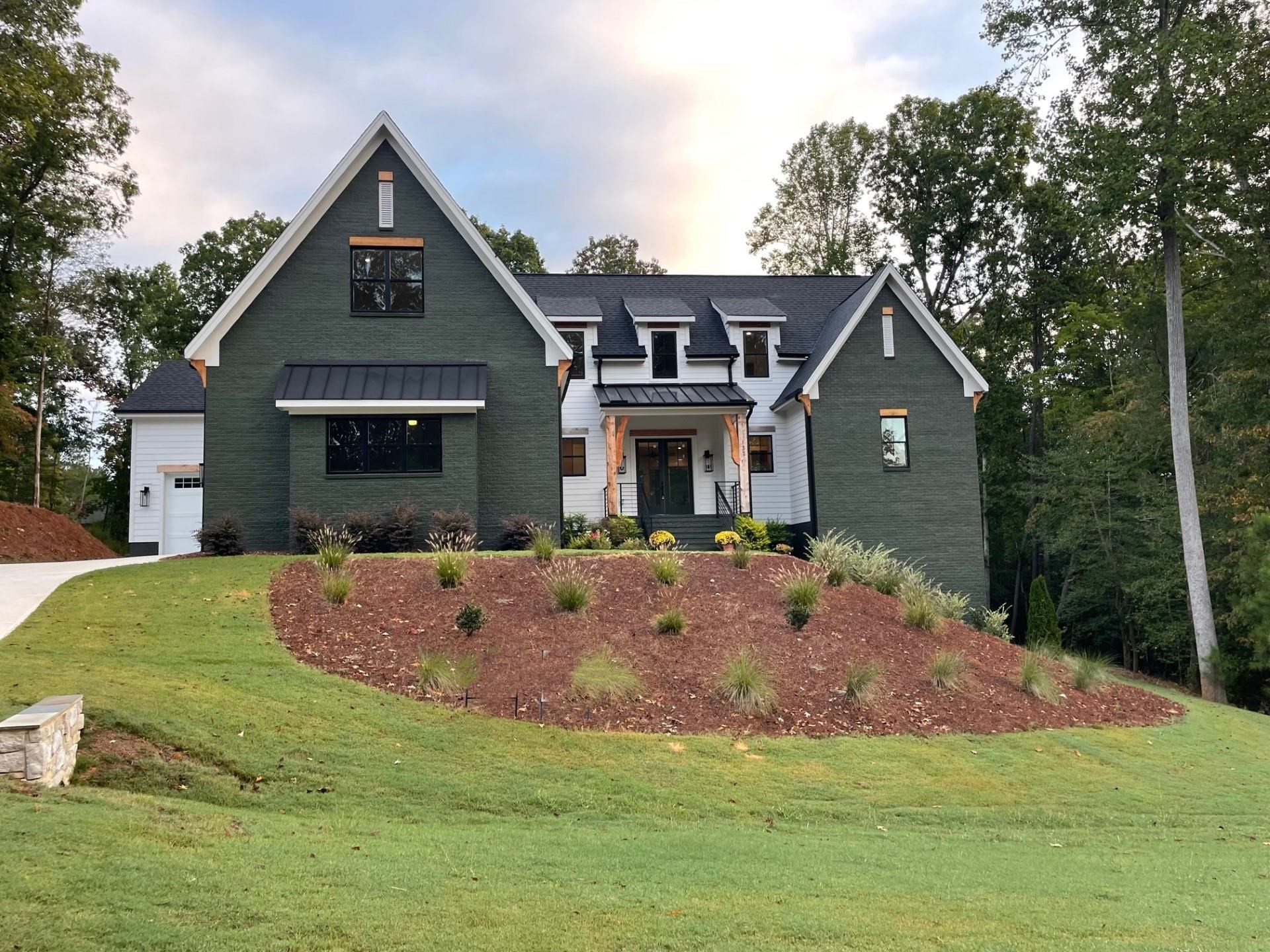 137 E Antebellum Drive