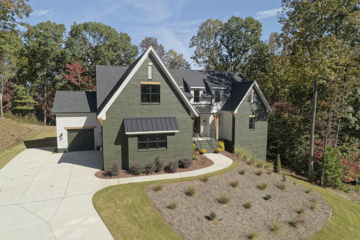 137 E Antebellum Drive