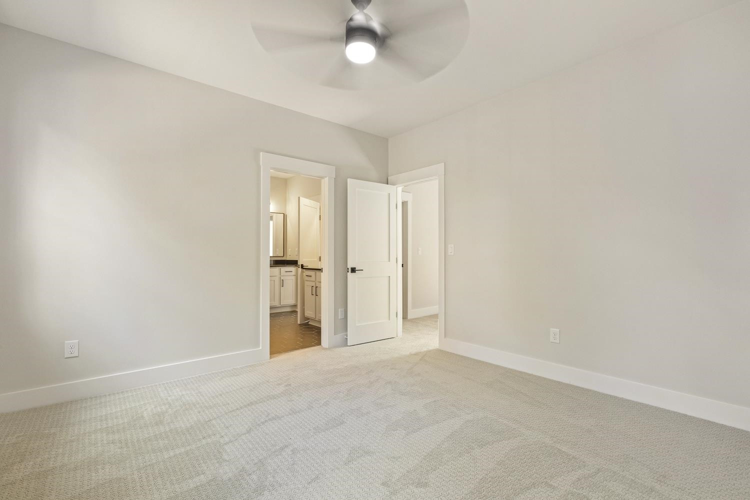 137 E Antebellum Drive