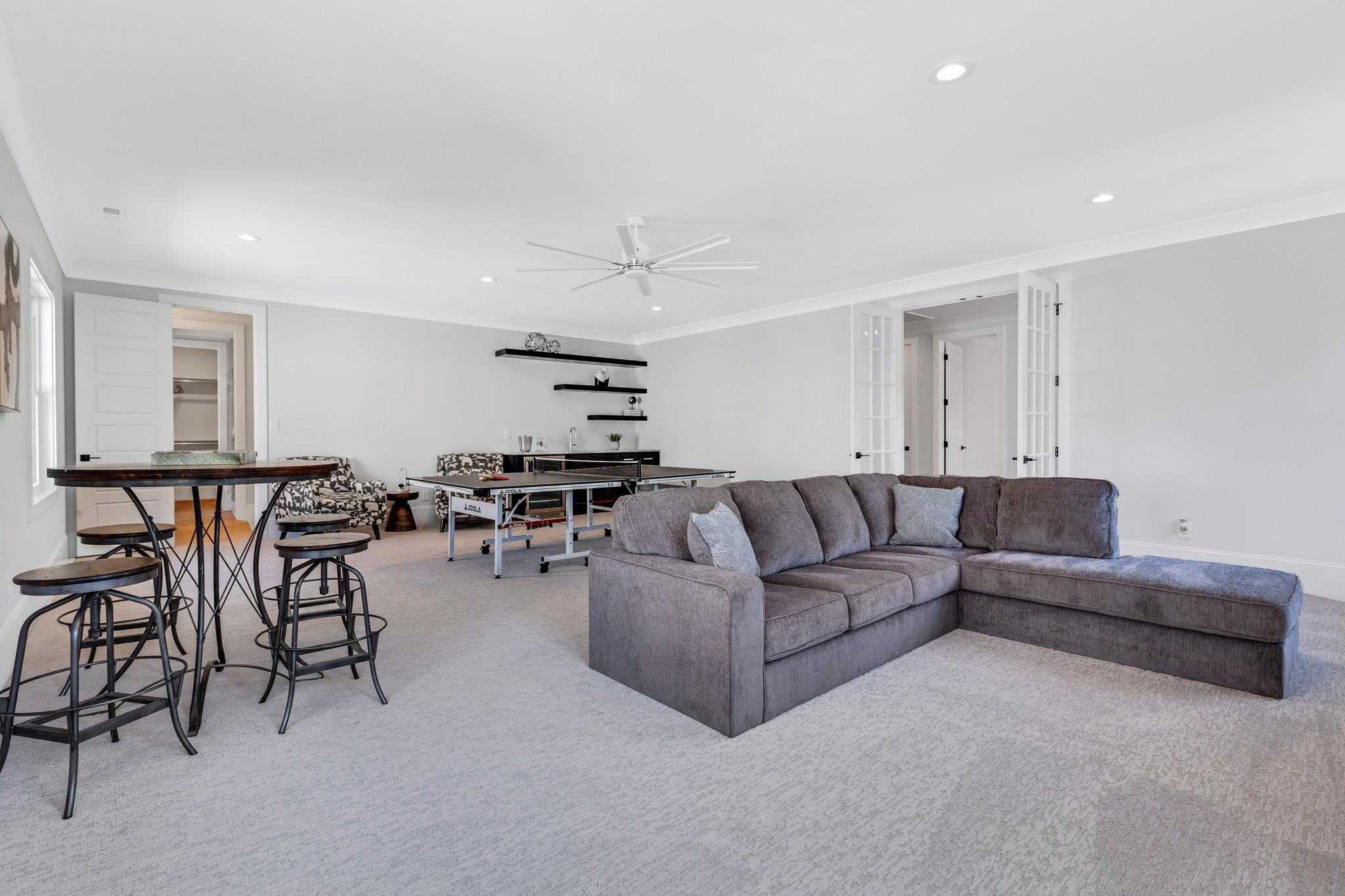 115 Crestview Road