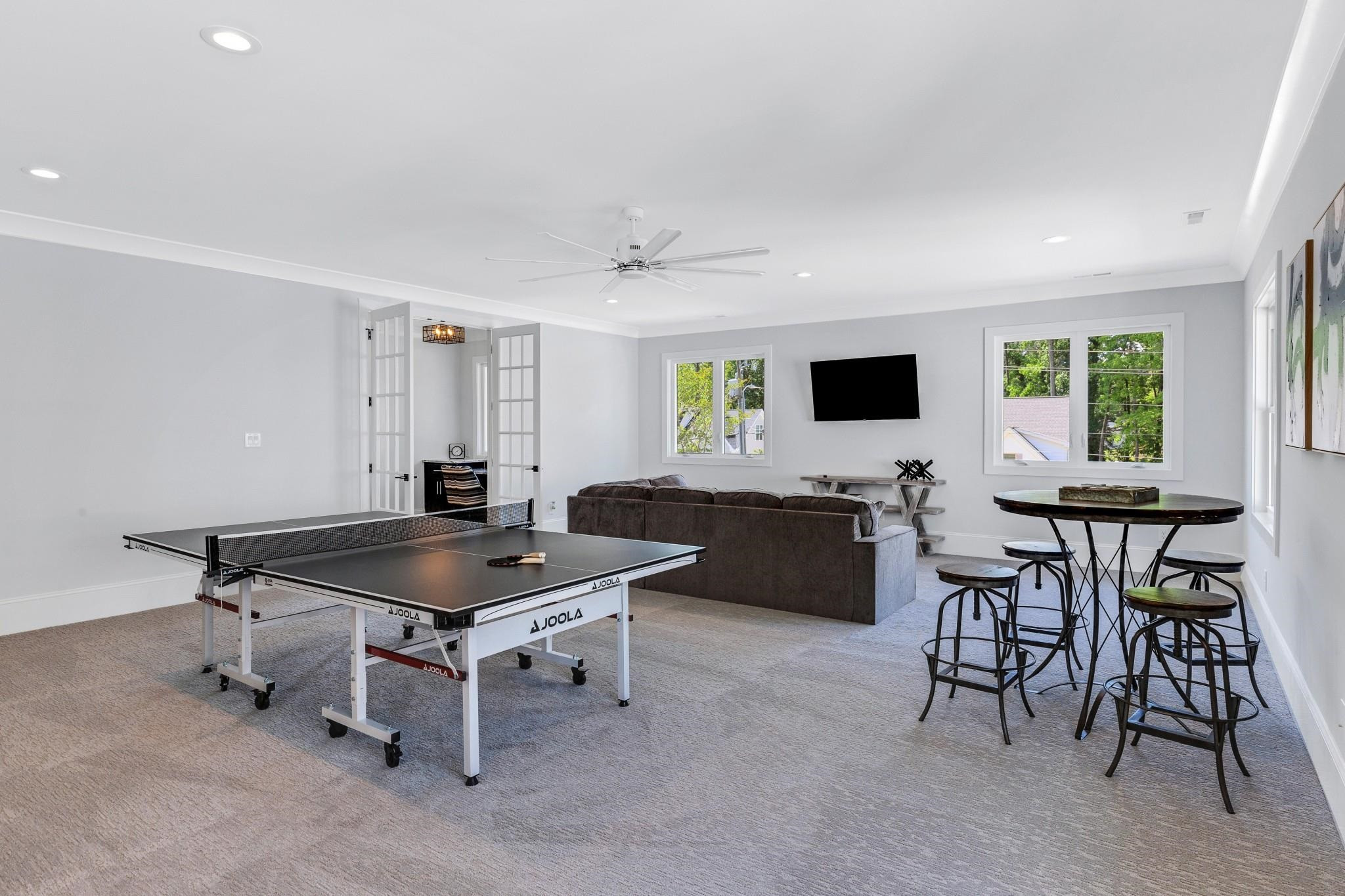 115 Crestview Road