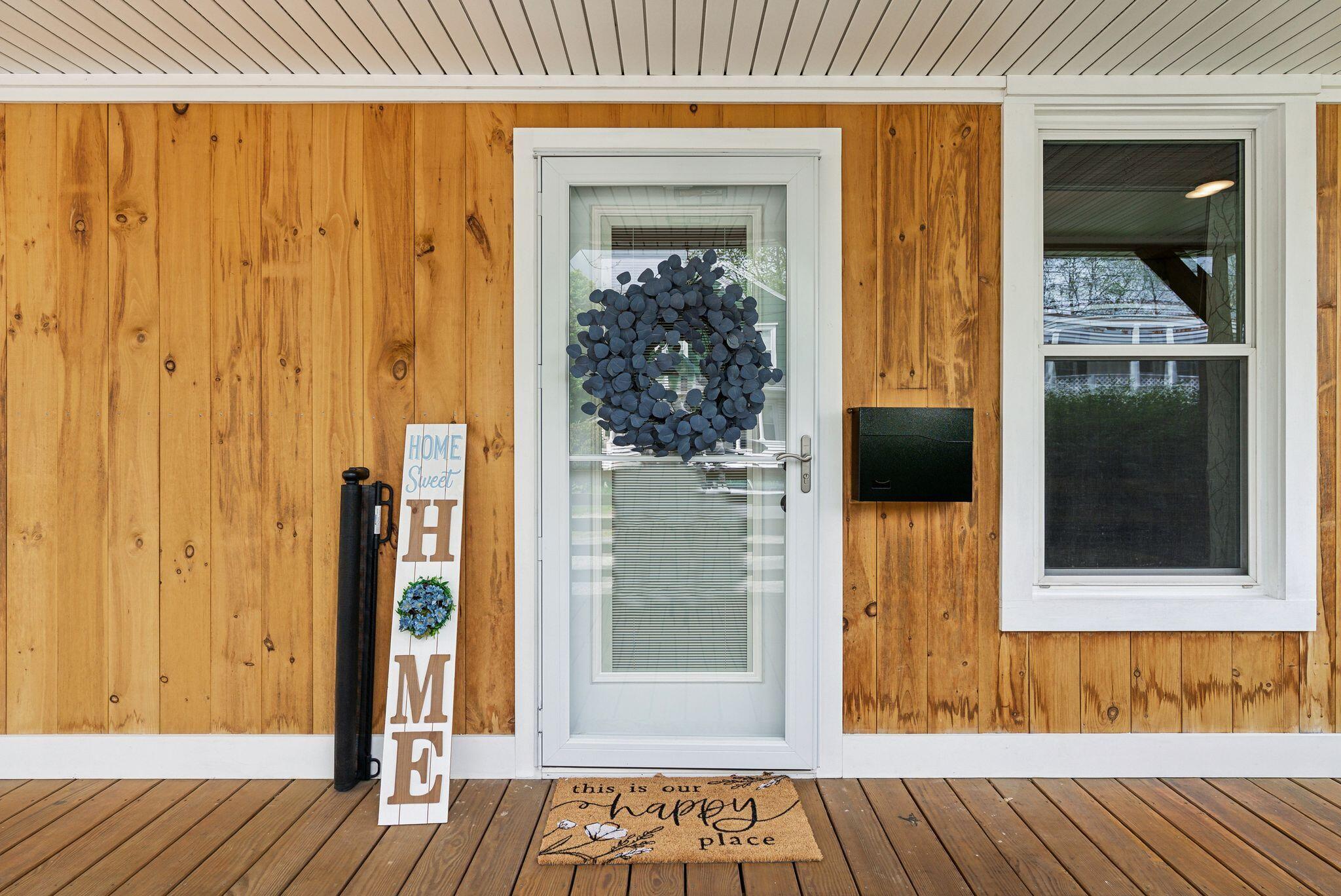 124 Dumont Avenue