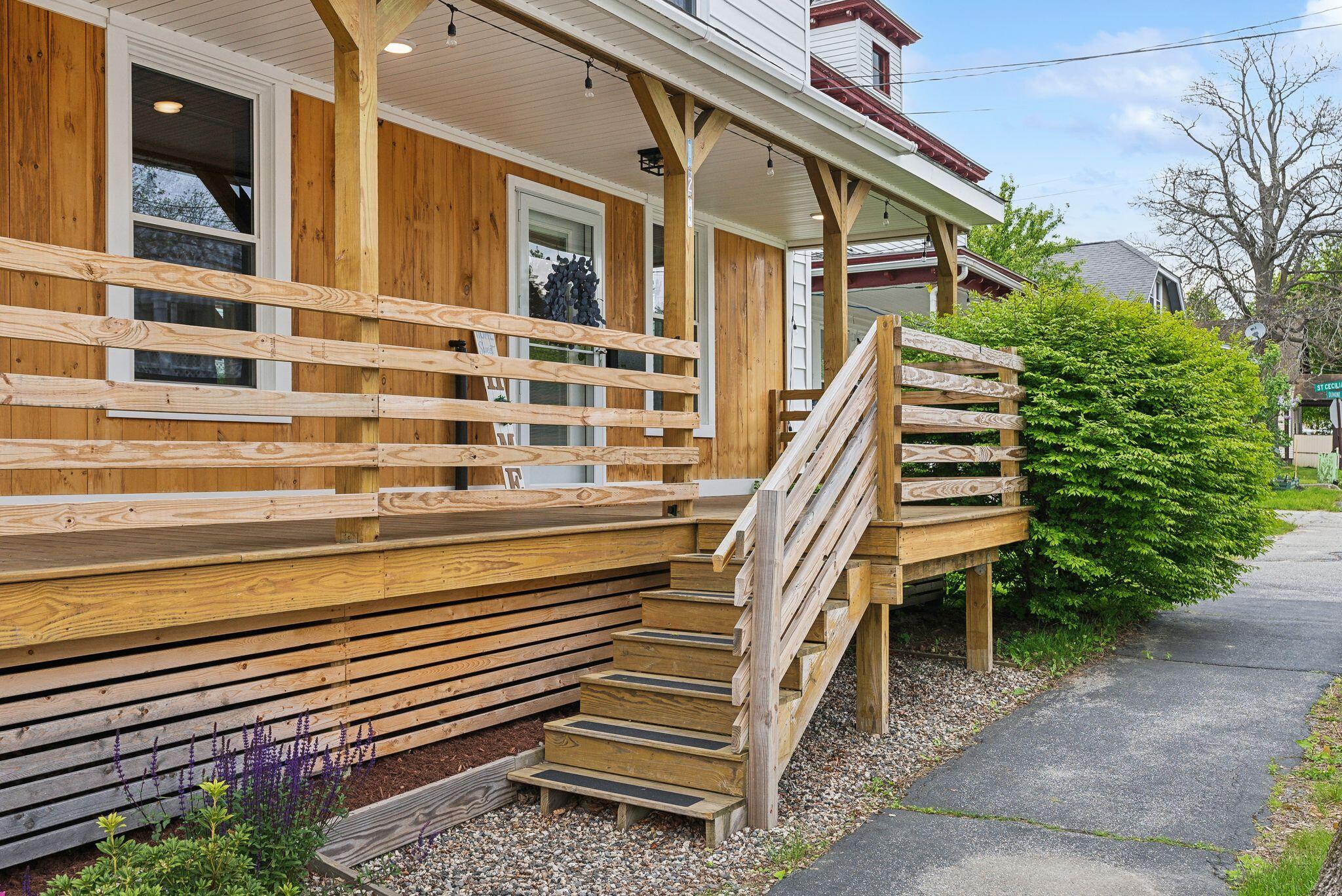 124 Dumont Avenue