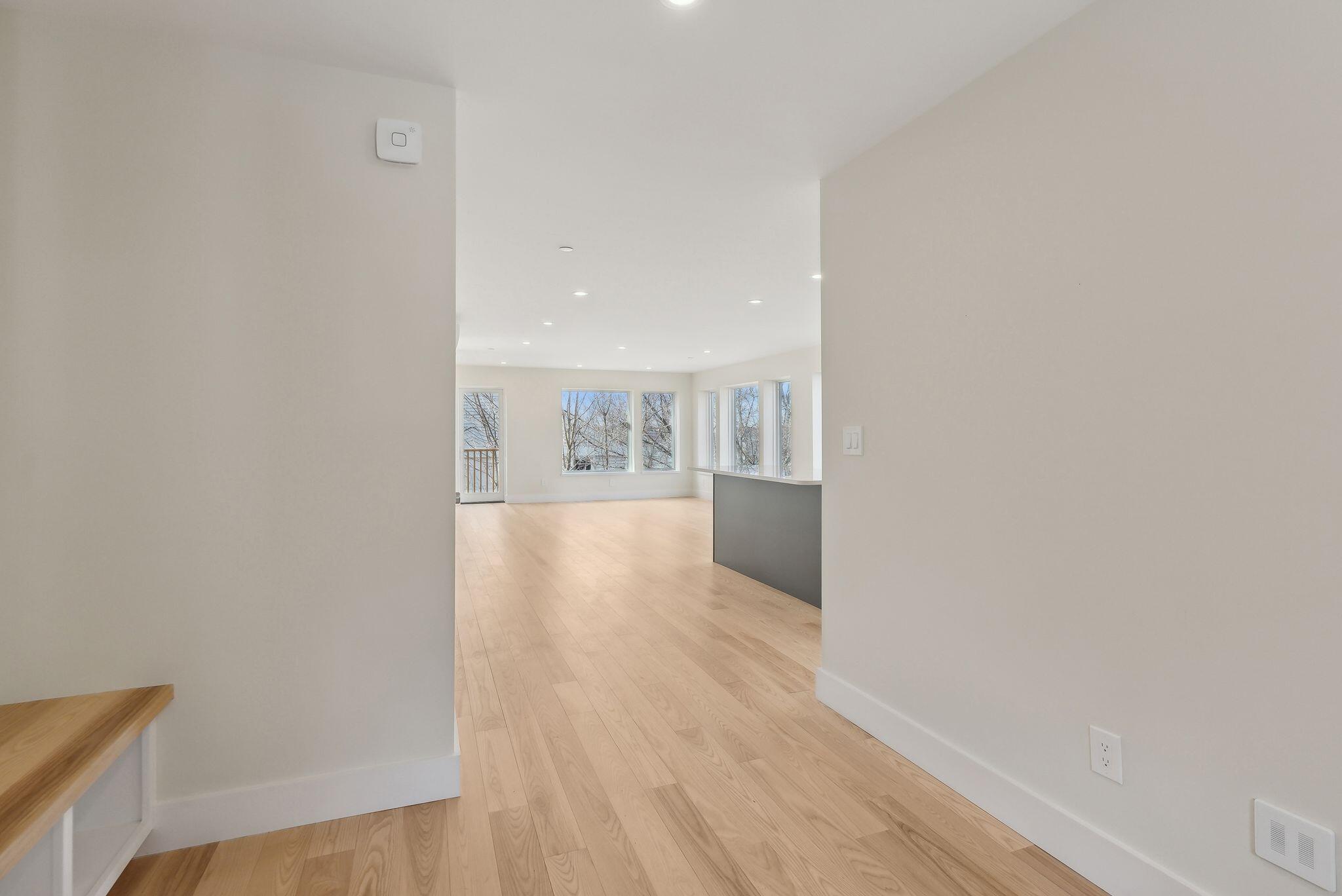 34 Hammond Street B