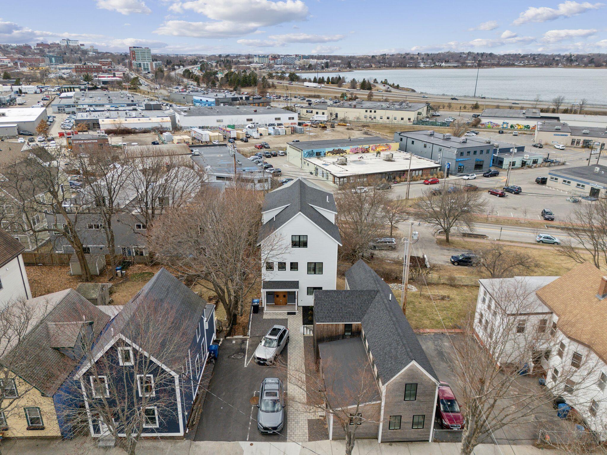 34 Hammond Street B