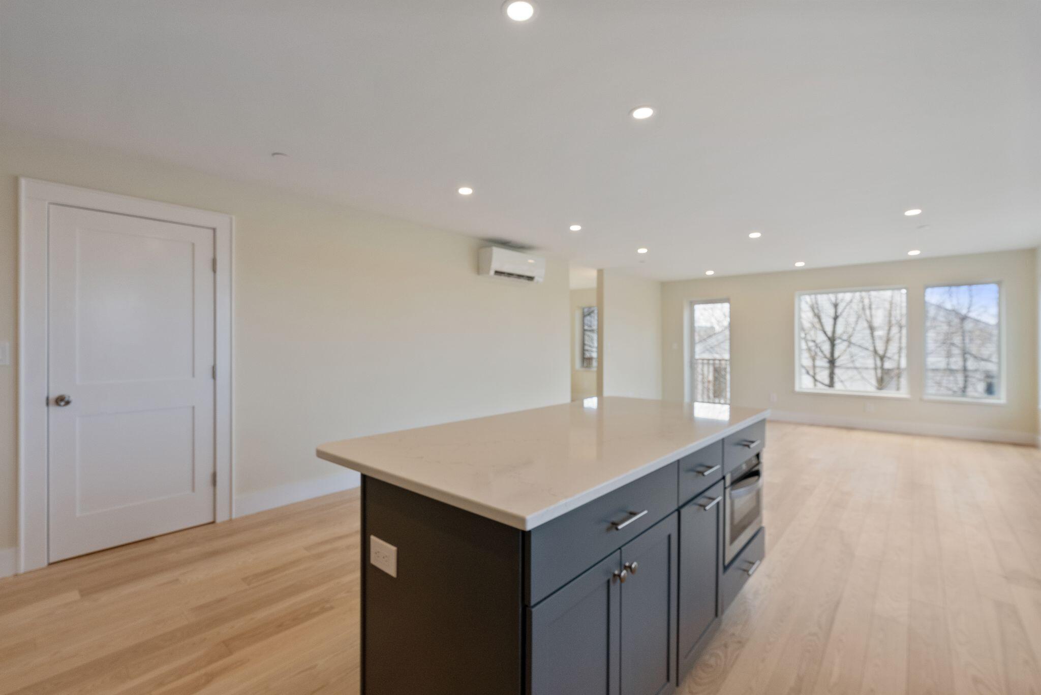 34 Hammond Street B