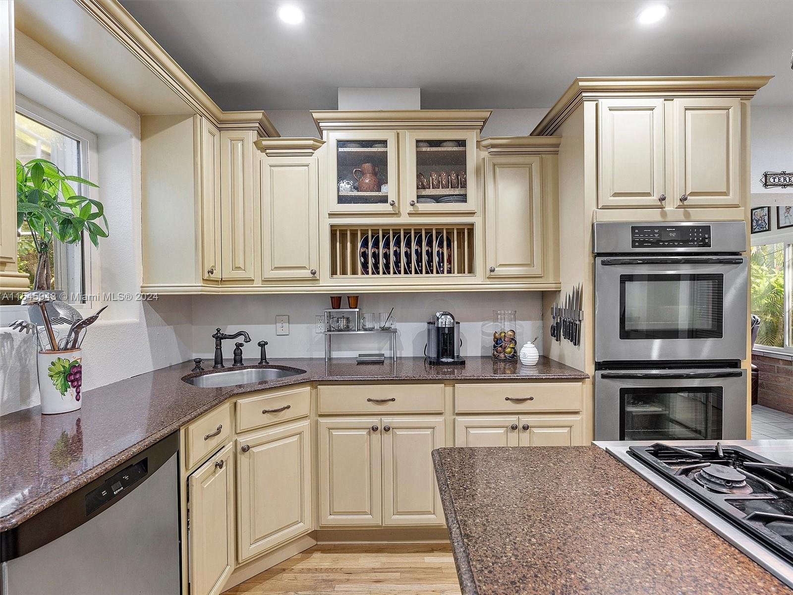 29 NE 106th St