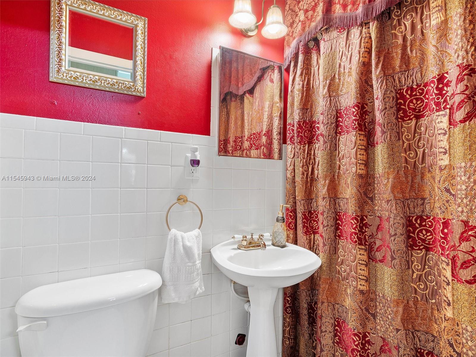 29 NE 106th St
