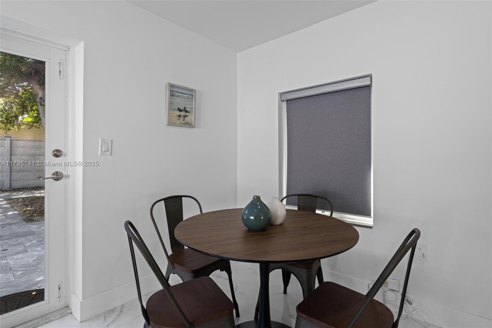 26 NE 88th St