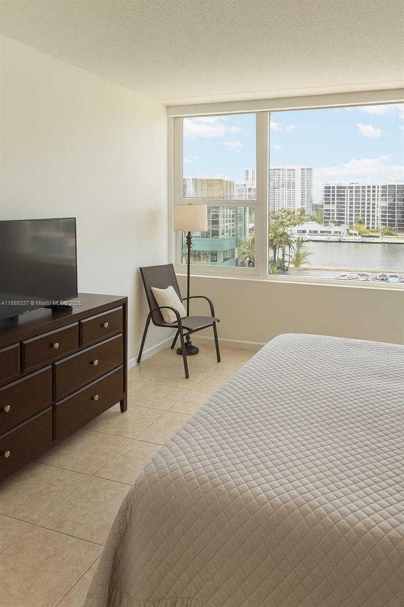 3505 S Ocean Dr # 601