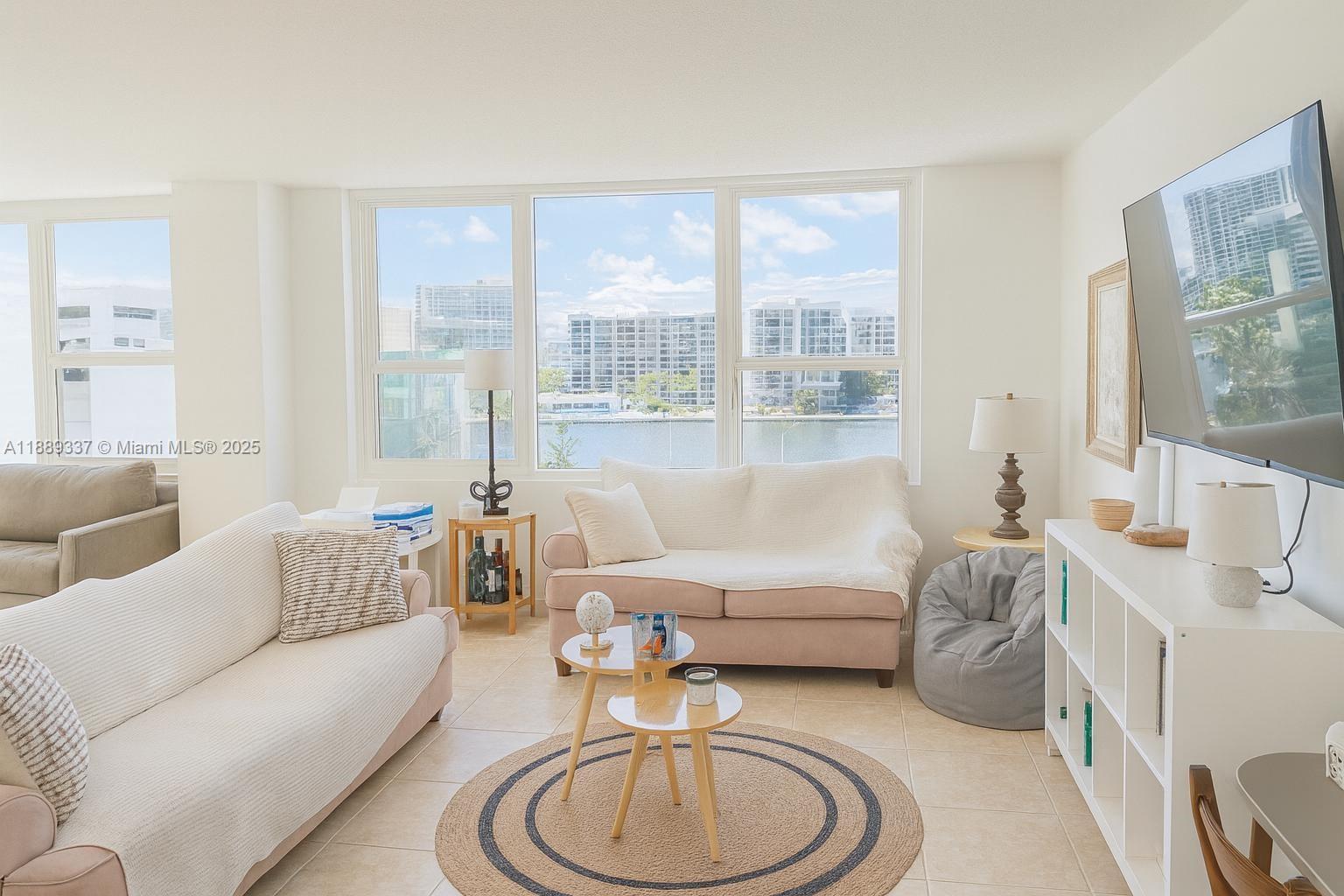 3505 S Ocean Dr # 601