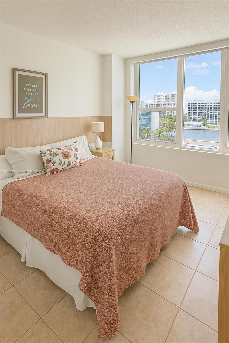 3505 S Ocean Dr # 601