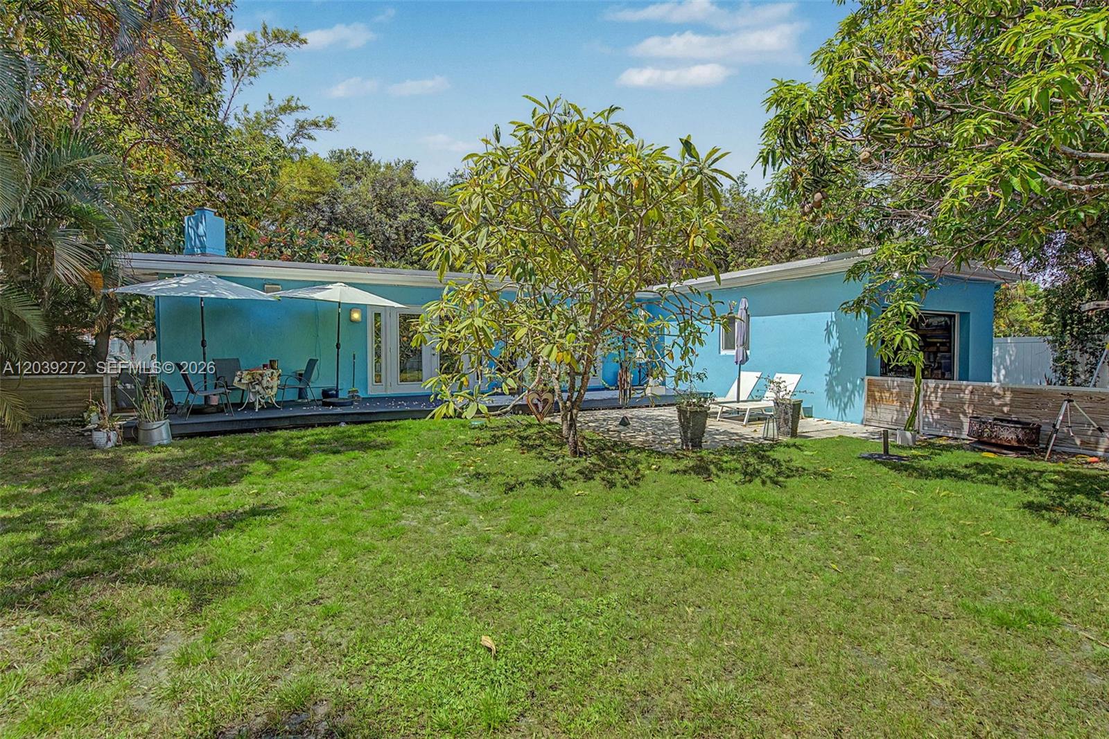 65 NW 107th St