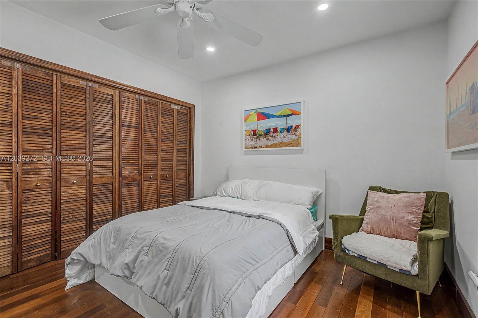 65 NW 107th St