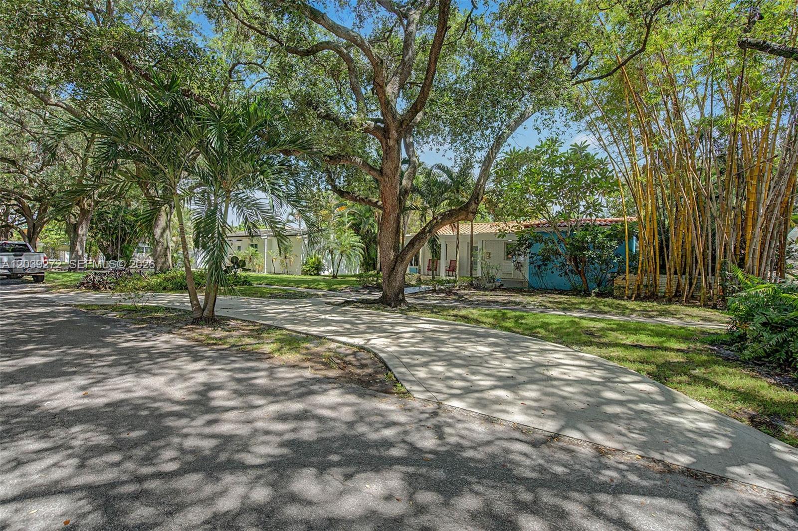 65 NW 107th St