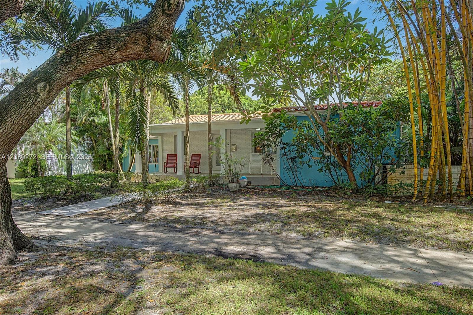 65 NW 107th St