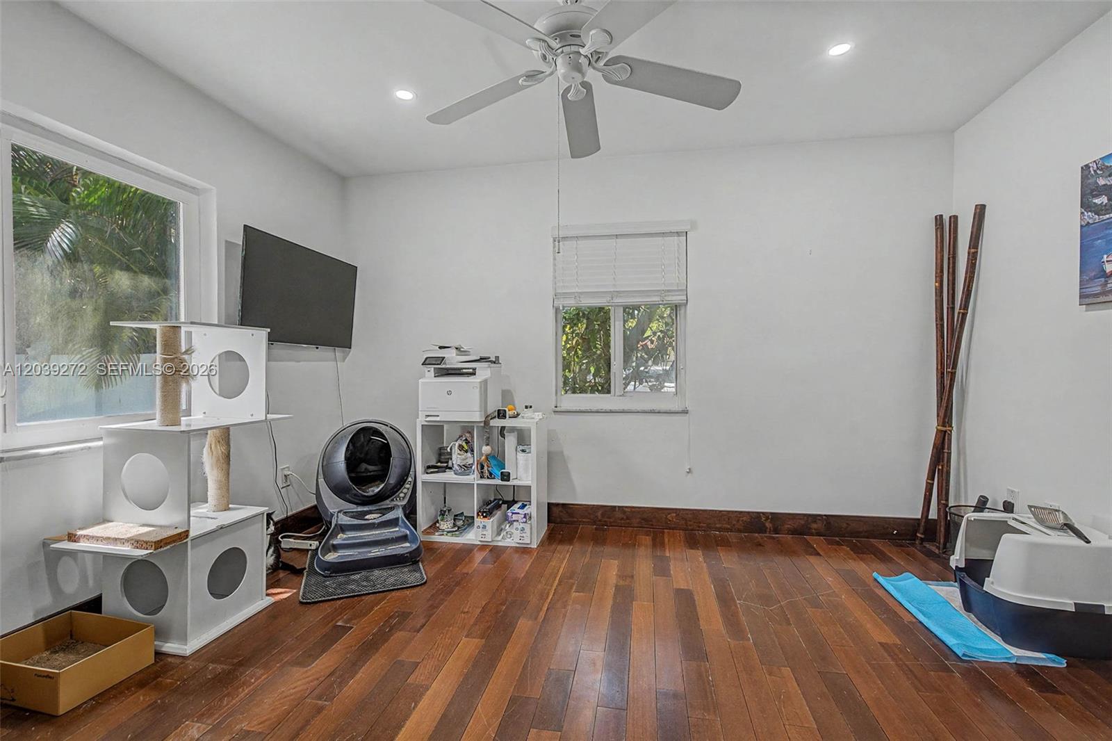 65 NW 107th St