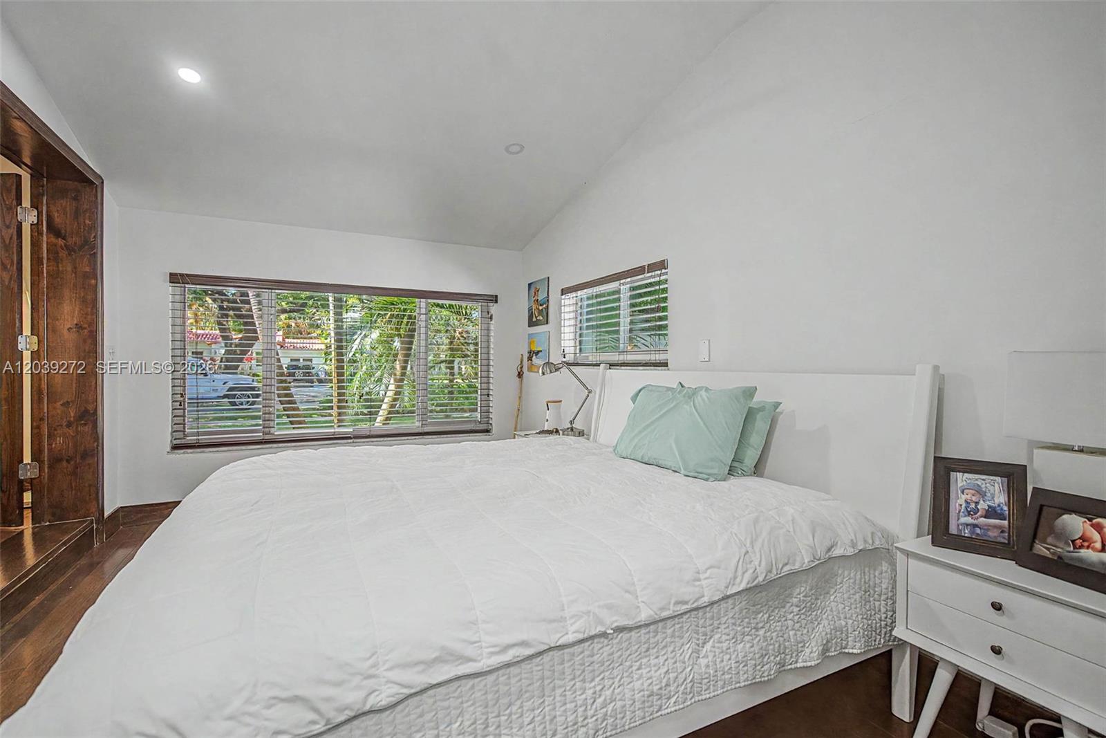 65 NW 107th St