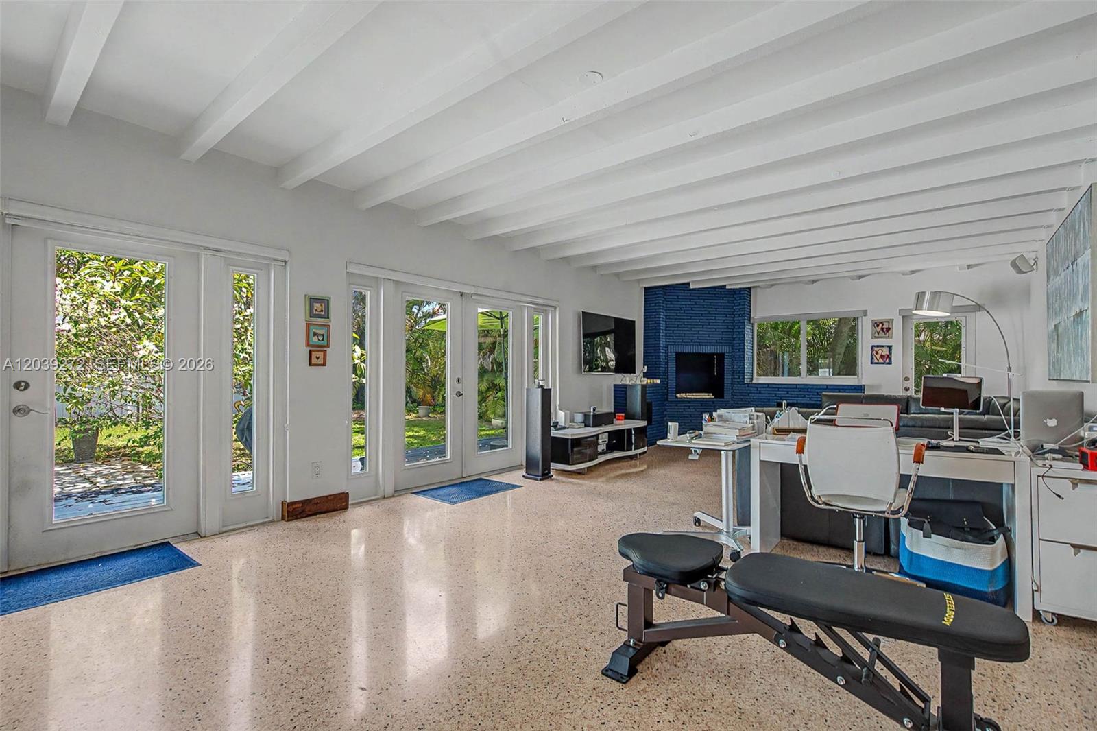 65 NW 107th St