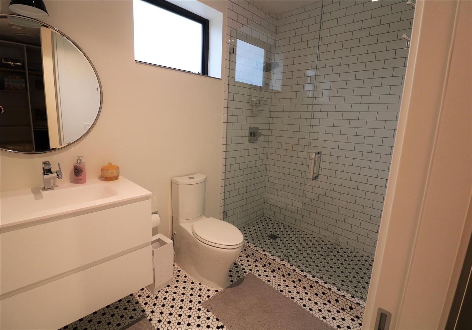 617 SW 10th Street